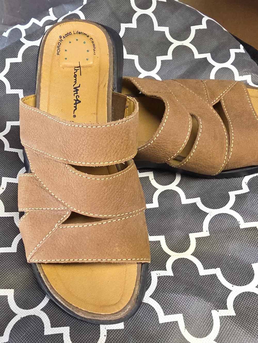 Thom McAn Tan Leather Slide Mules